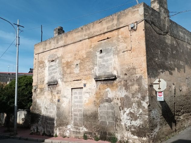 intera palazzina in vendita a Grottaglie
