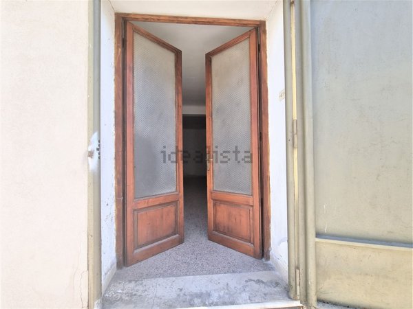 locale commerciale in vendita a Grottaglie
