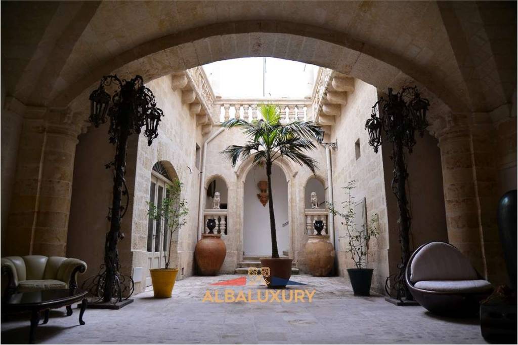 casa indipendente in vendita a Grottaglie