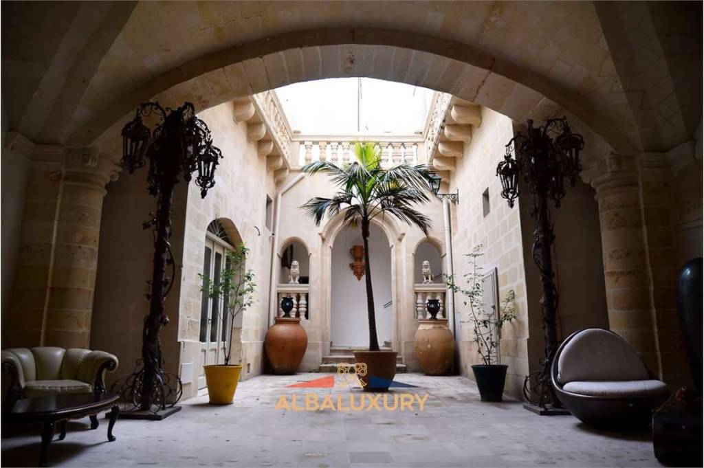 casa indipendente in vendita a Grottaglie