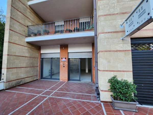 negozio in vendita a Grottaglie