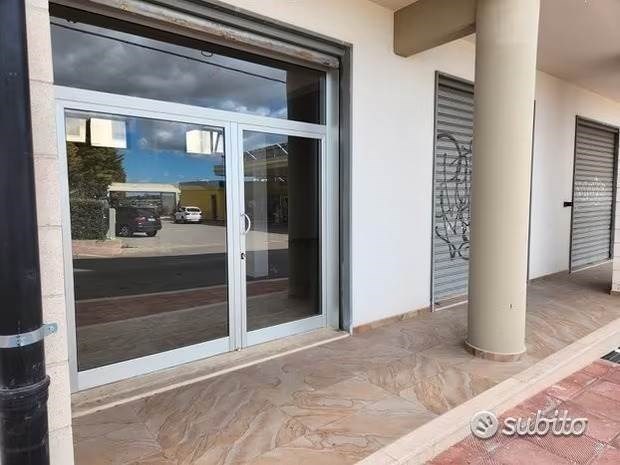 negozio in vendita a Grottaglie