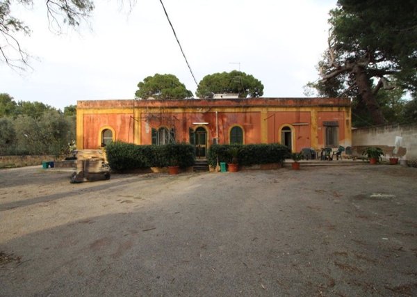 casa indipendente in vendita a Grottaglie