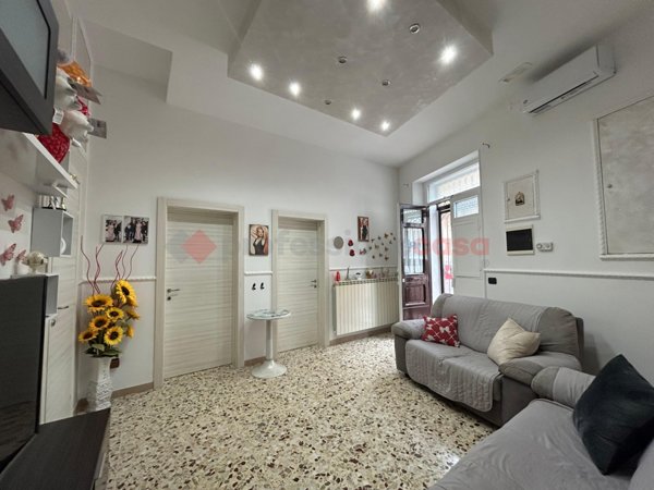 casa indipendente in vendita a Grottaglie