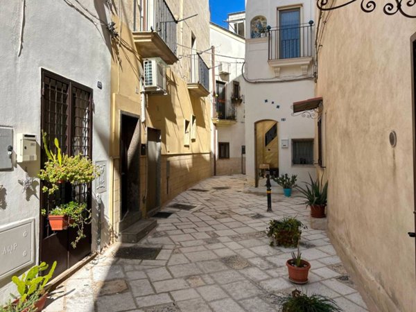 casa indipendente in vendita a Grottaglie