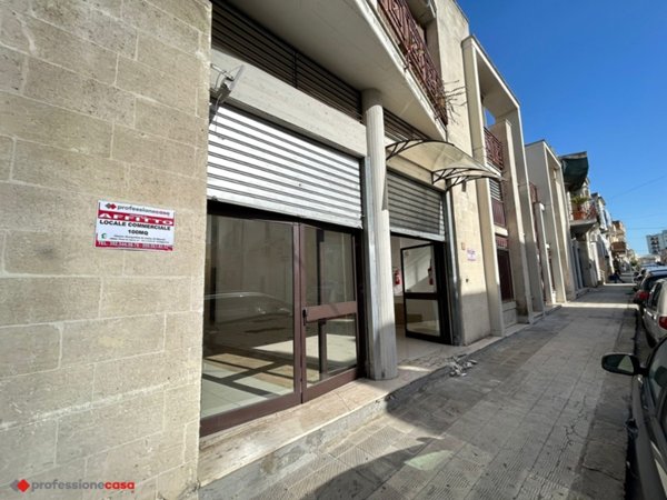 locale commerciale in vendita a Grottaglie