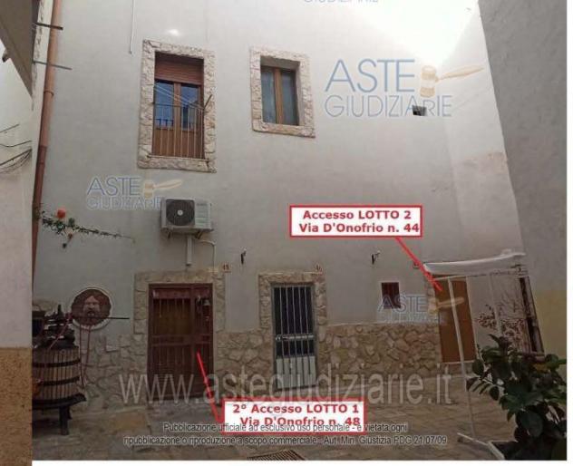 locale commerciale in vendita a Grottaglie