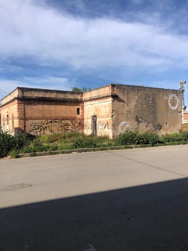 casa indipendente in vendita a Grottaglie