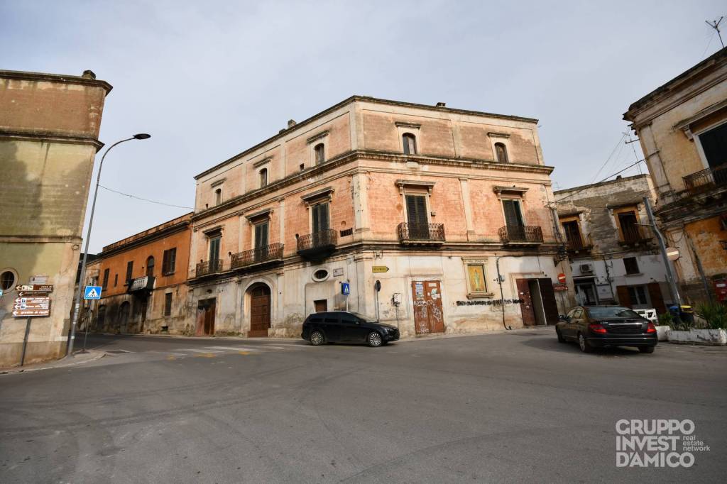 casa indipendente in vendita a Grottaglie
