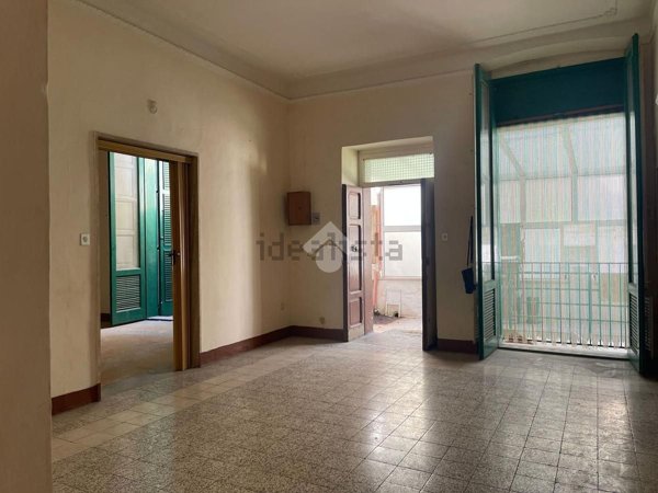 casa indipendente in vendita a Grottaglie