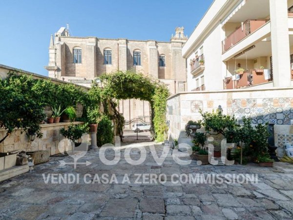 casa indipendente in vendita a Grottaglie