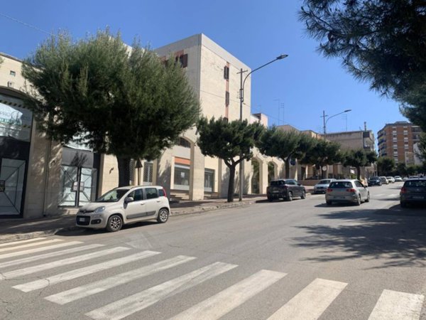 negozio in vendita a Grottaglie
