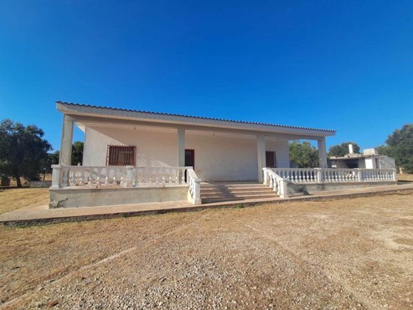 casa indipendente in vendita a Grottaglie
