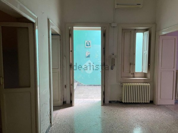 casa indipendente in vendita a Grottaglie