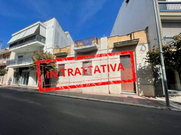 casa indipendente in vendita a Grottaglie