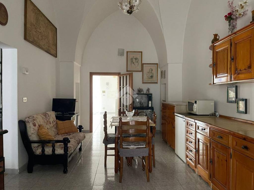 casa indipendente in vendita a Grottaglie