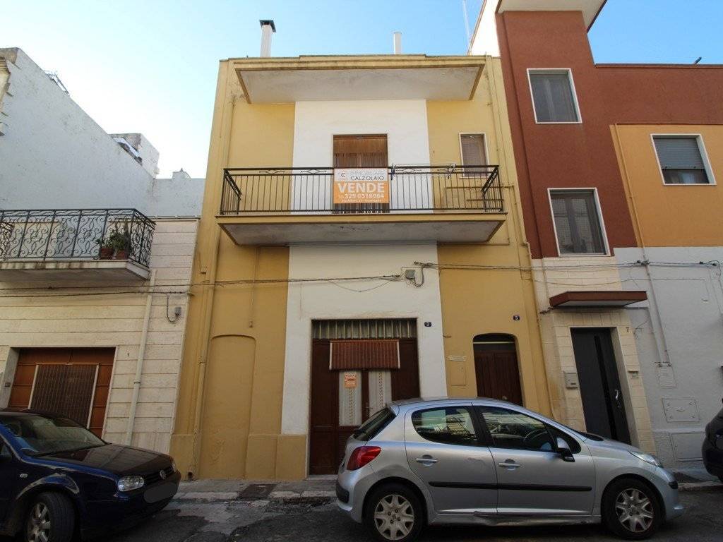 casa indipendente in vendita a Grottaglie