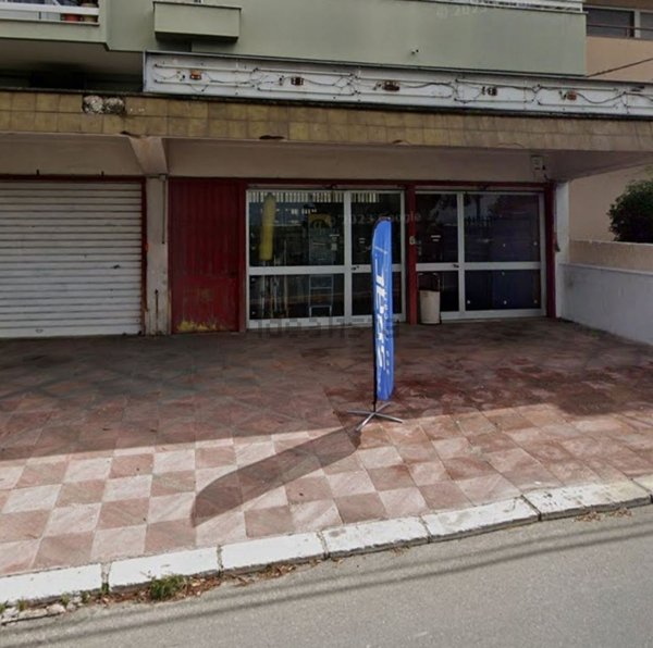 locale commerciale in vendita a Grottaglie