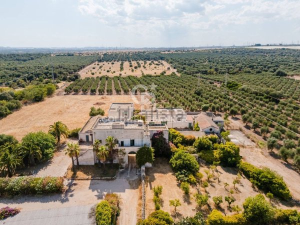 casale in vendita a Grottaglie