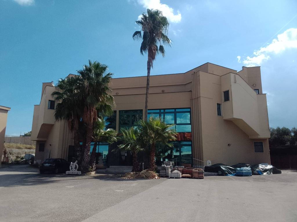 negozio in vendita a Grottaglie