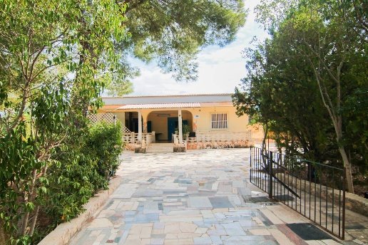 casa indipendente in vendita a Grottaglie