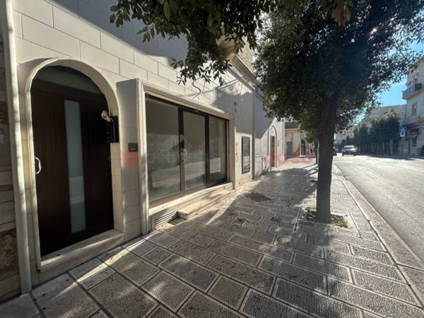 negozio in vendita a Grottaglie