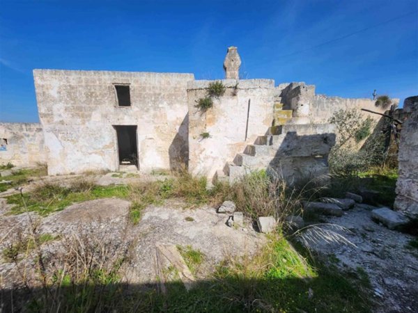 quadrivano in vendita a Grottaglie