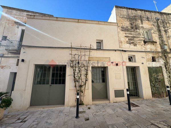 locale commerciale in vendita a Grottaglie