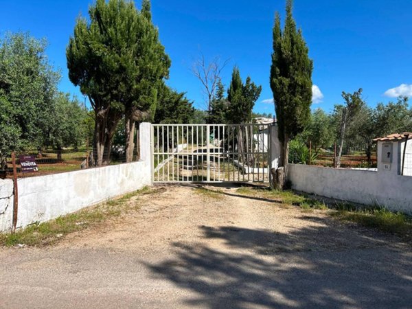 terreno agricolo in vendita a Grottaglie in zona Paparazio