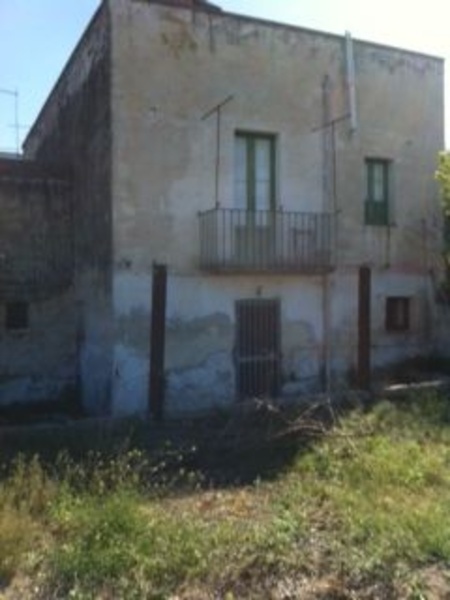 casa indipendente in vendita a Grottaglie