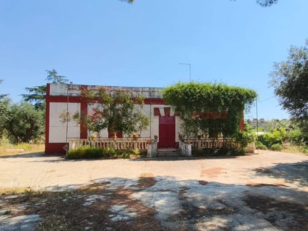 casa indipendente in vendita a Grottaglie