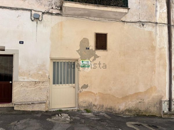 casa indipendente in vendita a Grottaglie