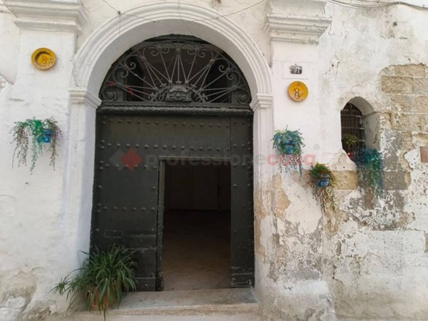 casa indipendente in vendita a Grottaglie