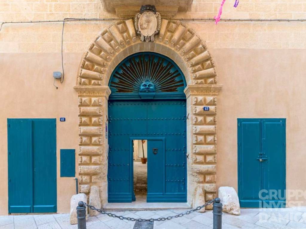 casa indipendente in vendita a Grottaglie