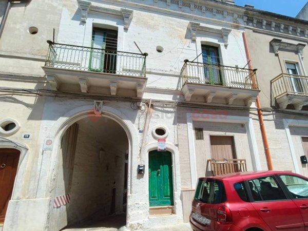 casa indipendente in vendita a Grottaglie