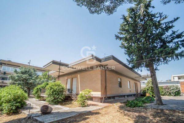 casa indipendente in vendita a Grottaglie
