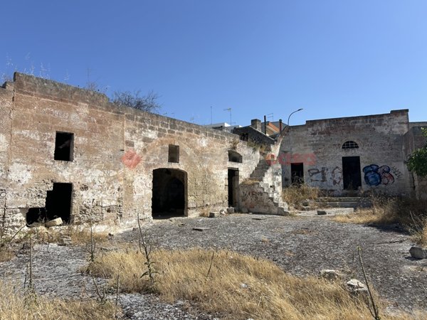 casa indipendente in vendita a Grottaglie