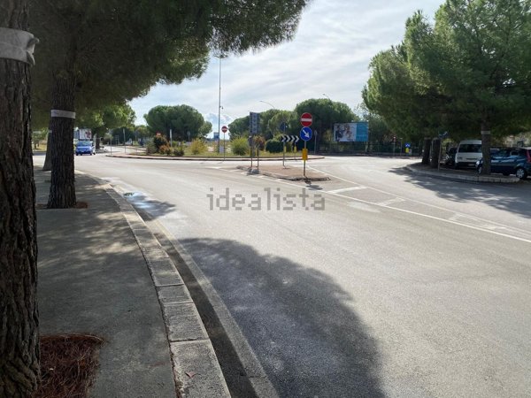 terreno in vendita a Grottaglie in zona Paparazio