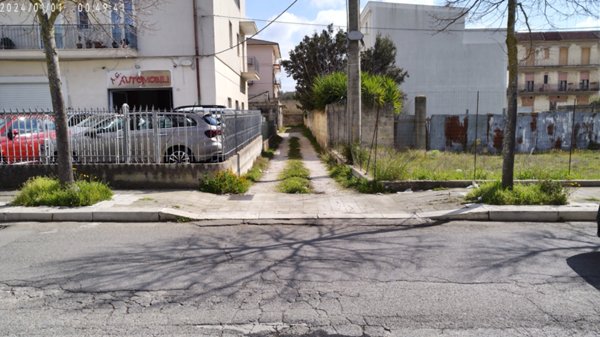 negozio in vendita a Laterza