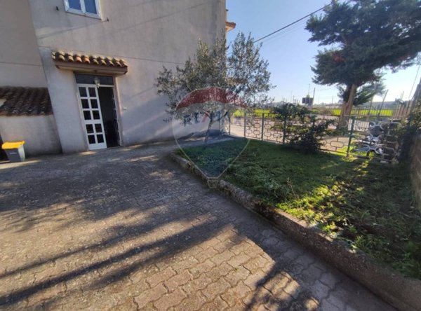 casa indipendente in vendita a Laterza