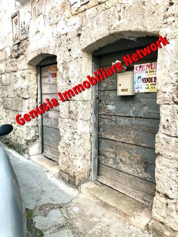 negozio in vendita a Laterza