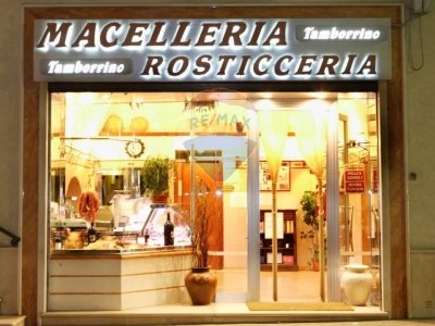 negozio in vendita a Laterza