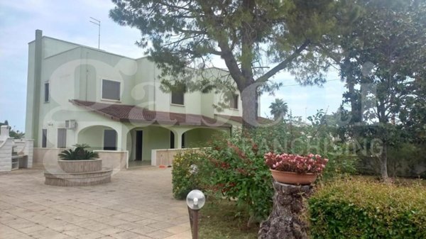 casa indipendente in vendita a Leporano in zona Marina di Leporano