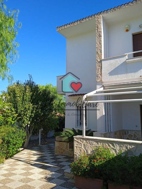 casa indipendente in vendita a Leporano