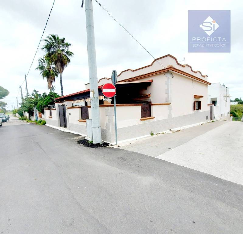 casa indipendente in vendita a Leporano