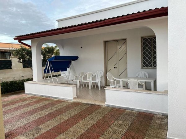 casa indipendente in vendita a Leporano