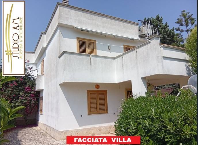 casa indipendente in vendita a Leporano