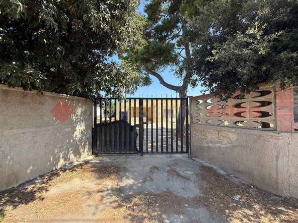 casa indipendente in vendita a Leporano