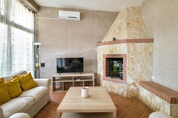casa indipendente in vendita a Leporano
