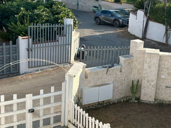 casa indipendente in vendita a Leporano in zona Marina di Leporano